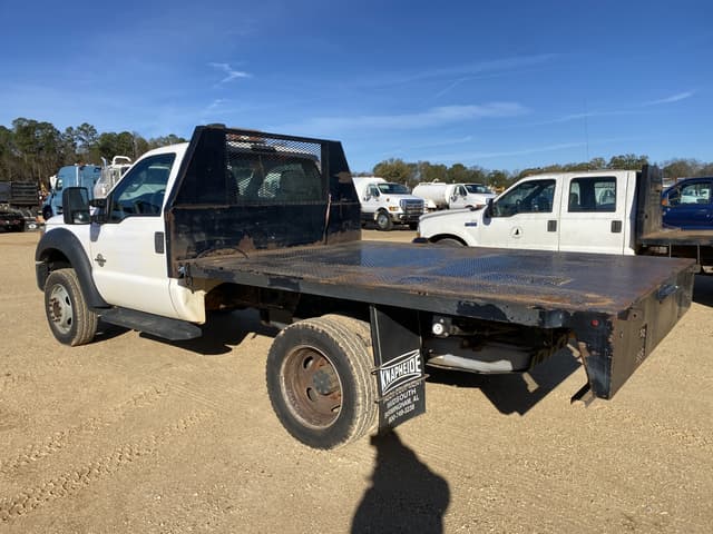 Image of Ford F-550 equipment image 1