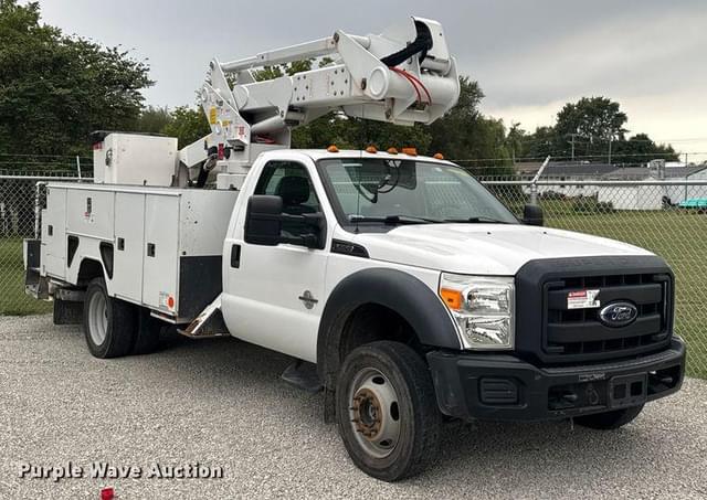 Image of Ford F-550XLSD equipment image 2