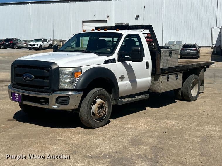 Image of Ford F-550 Primary image