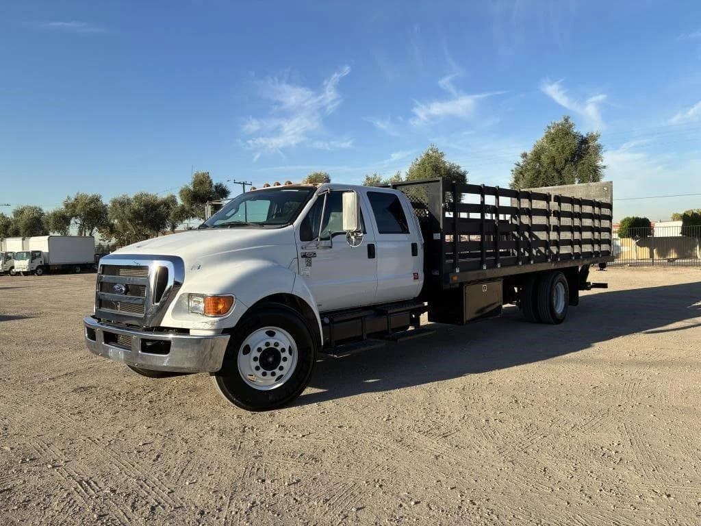 Image of Ford F-650 Primary image