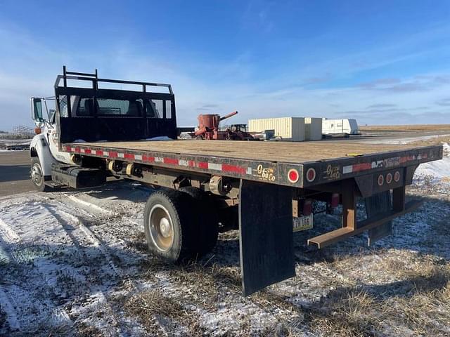 Image of Ford F-650 equipment image 3