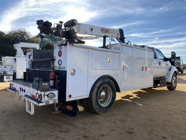 Image of Ford F-650 equipment image 2