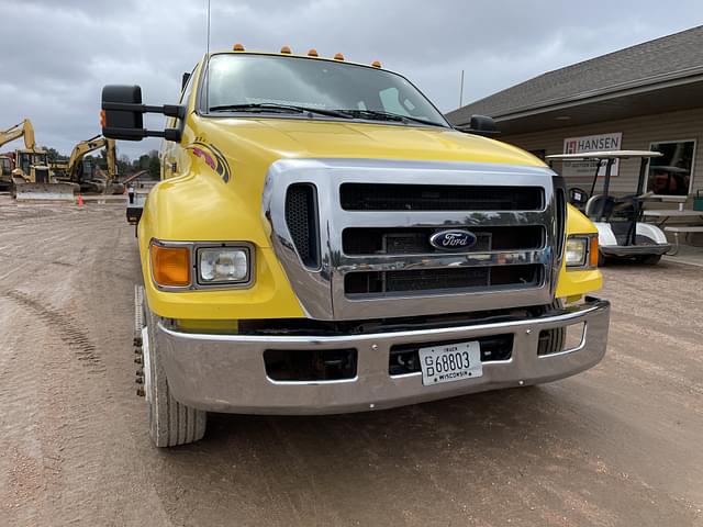 Image of Ford F-650 equipment image 2