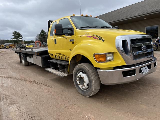 Image of Ford F-650 equipment image 3