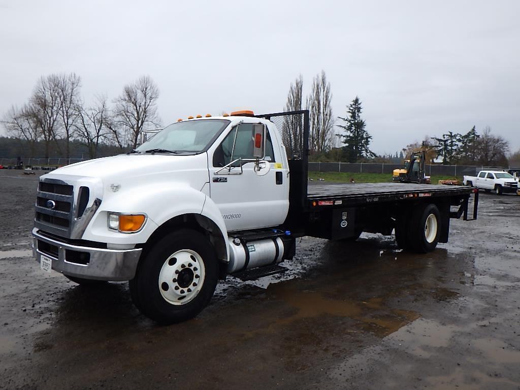 Image of Ford F-750 Primary image