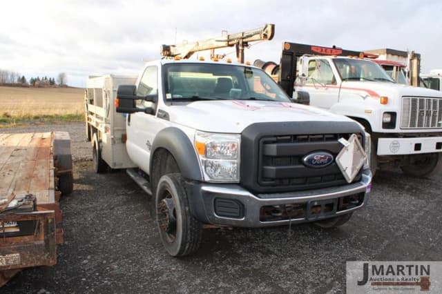 Image of Ford F-550 equipment image 1