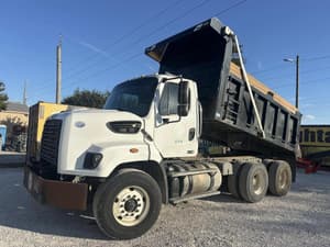 2015 Freightliner 108SD Image