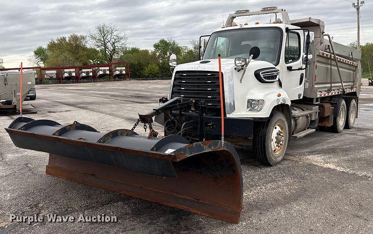 Image of Freightliner 108SD Primary image