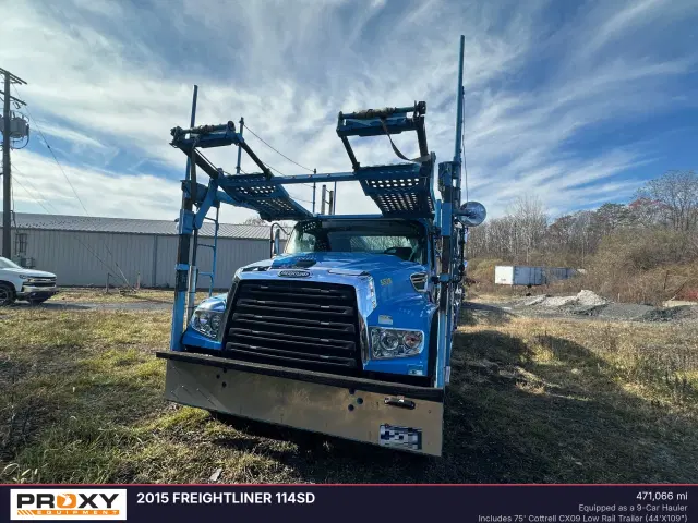 Image of Freightliner 114SD equipment image 2