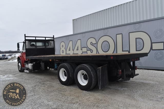 Image of Freightliner Business Class M2 equipment image 3