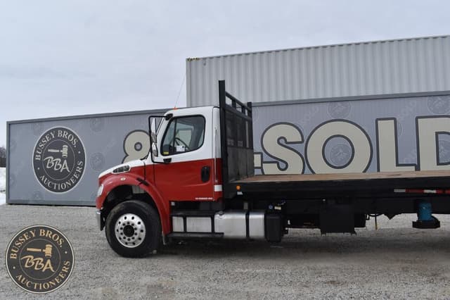 Image of Freightliner Business Class M2 equipment image 1