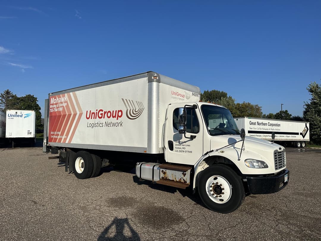 Image of Freightliner Business Class M2 106 Primary image