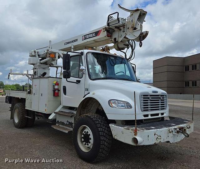 Image of Freightliner Business Class M2 equipment image 2