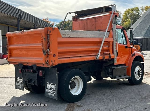 Image of Freightliner Business Class M2 equipment image 4