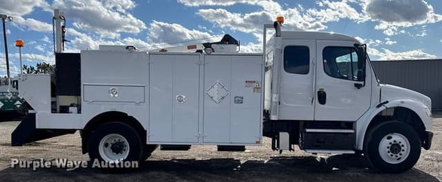 Image of Freightliner Business Class M2 equipment image 3