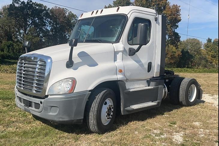 Image of Freightliner Cascadia 125 Primary image