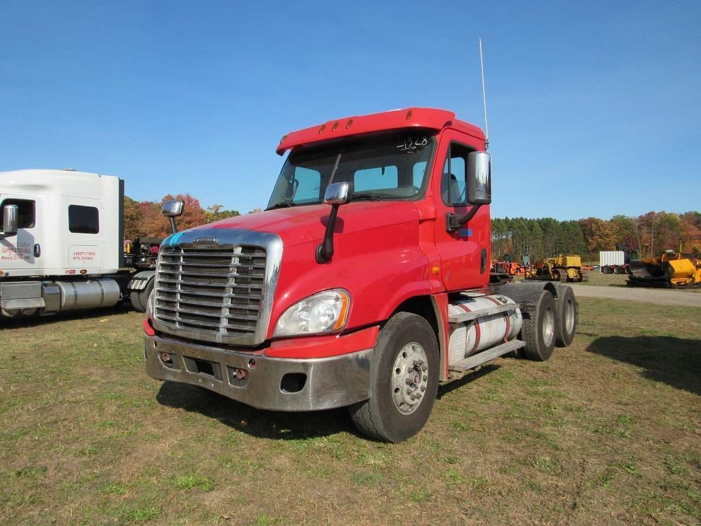 Image of Freightliner Cascadia 125 Primary image