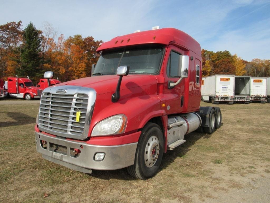 Main image Freightliner Cascadia 125