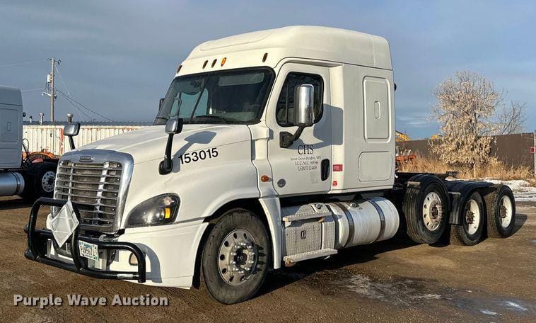 Main image Freightliner Cascadia 125