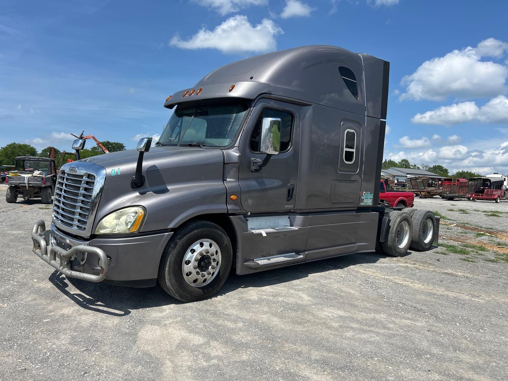 2015 Freightliner Cascadia 125 Equipment Image0