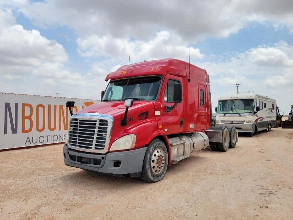 Image of Freightliner Cascadia 125 Primary image