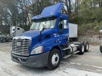 Main image Freightliner Cascadia