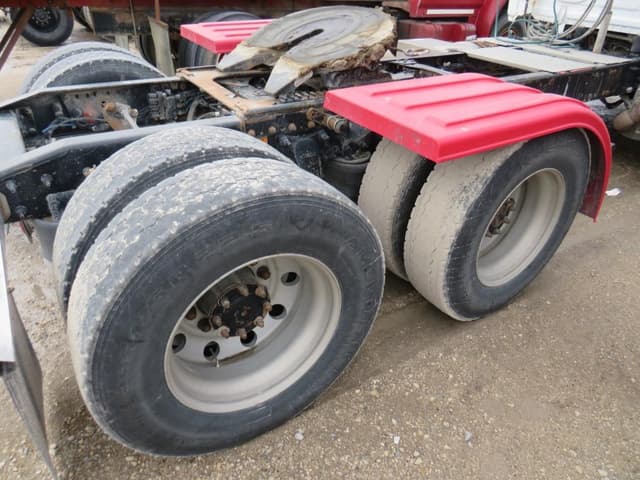 Image of Freightliner Cascadia equipment image 3