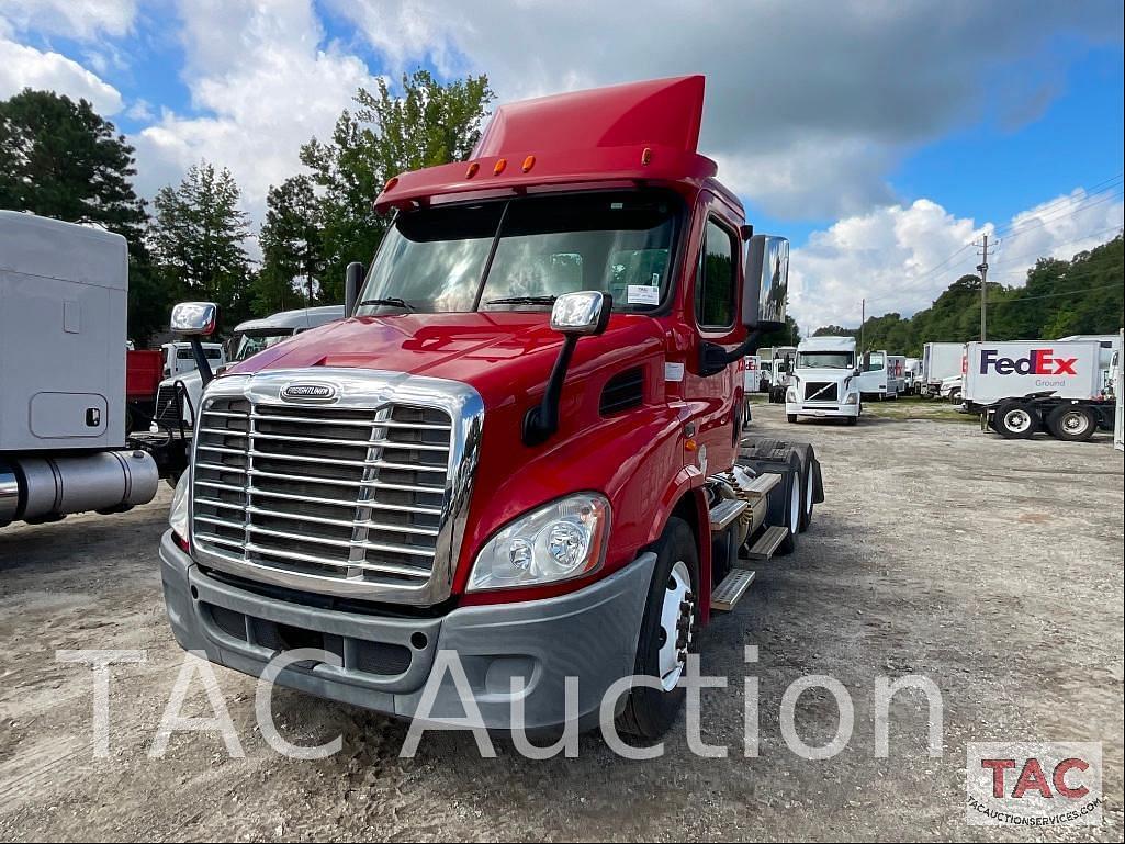 Image of Freightliner Cascadia Primary image