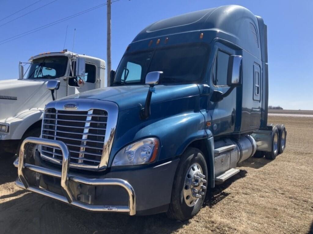 Main image Freightliner Cascadia