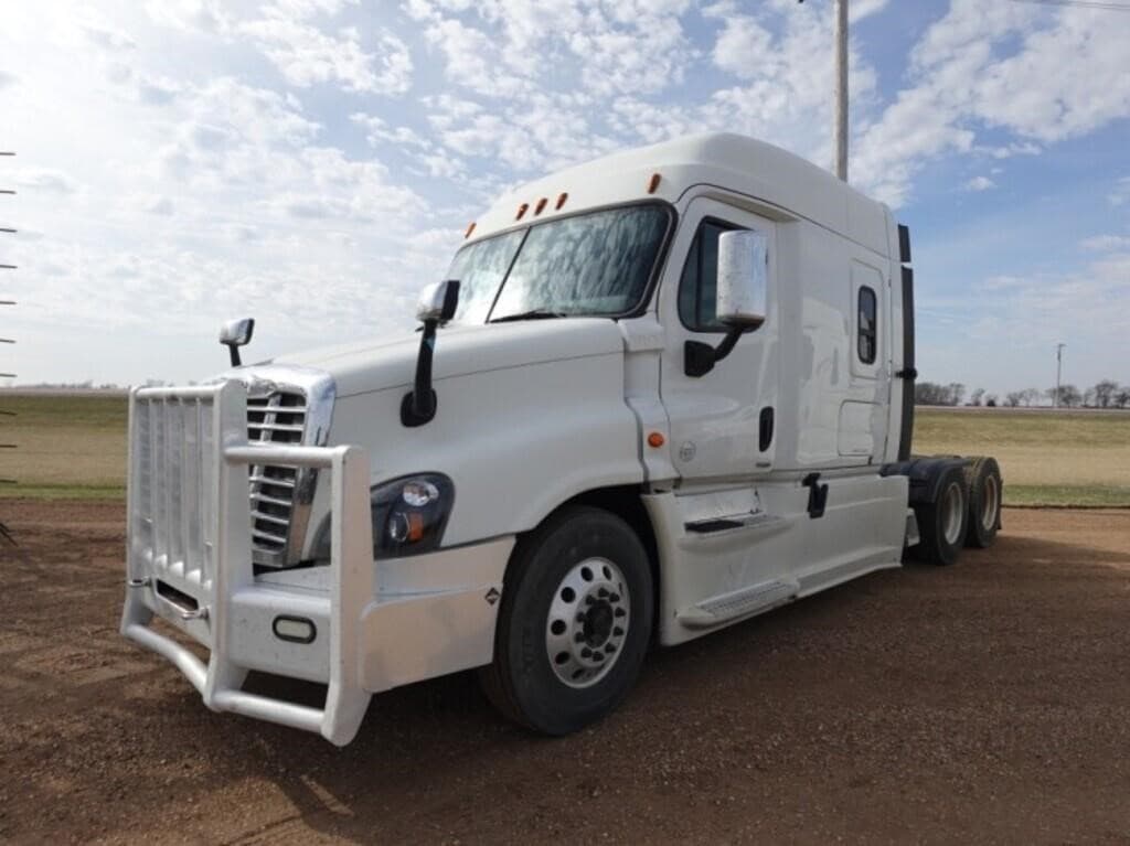 Image of Freightliner Cascadia Primary image