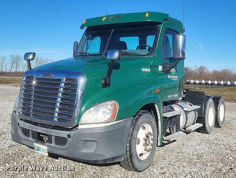 Image of Freightliner Cascadia Primary image