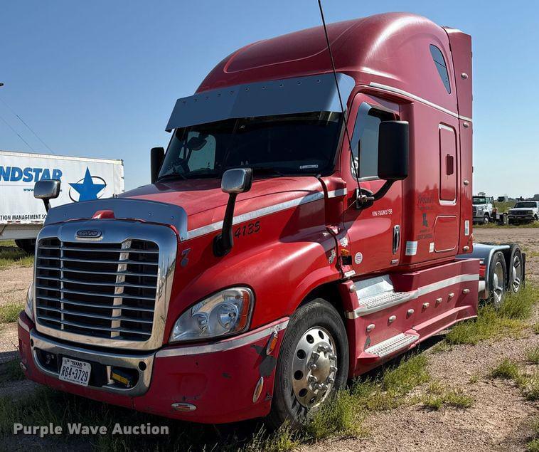 Image of Freightliner Cascadia Primary image