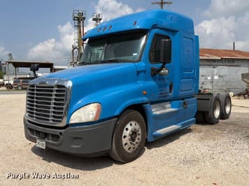 Main image Freightliner Cascadia