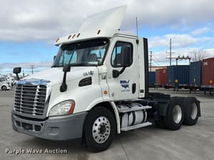 2015 Freightliner Cascadia Image
