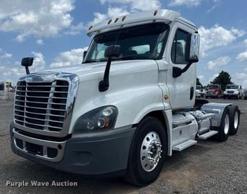 Main image Freightliner Cascadia