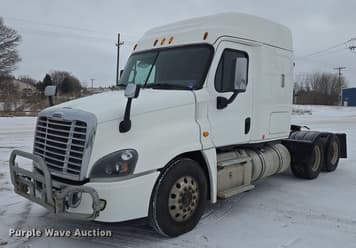 Main image Freightliner Cascadia