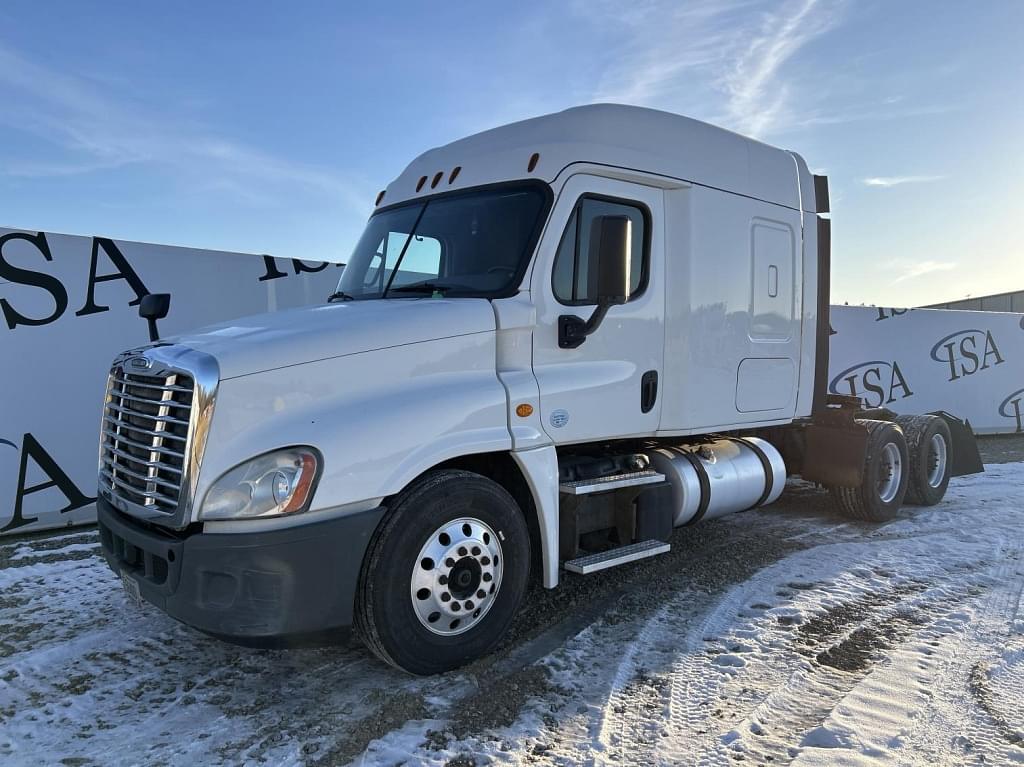 Image of Freightliner Cascadia Primary image