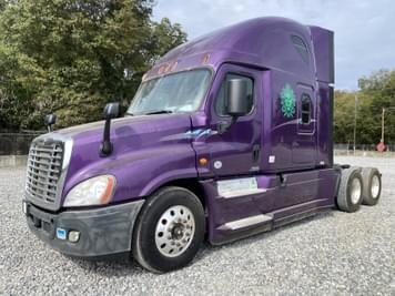 Main image Freightliner Cascadia