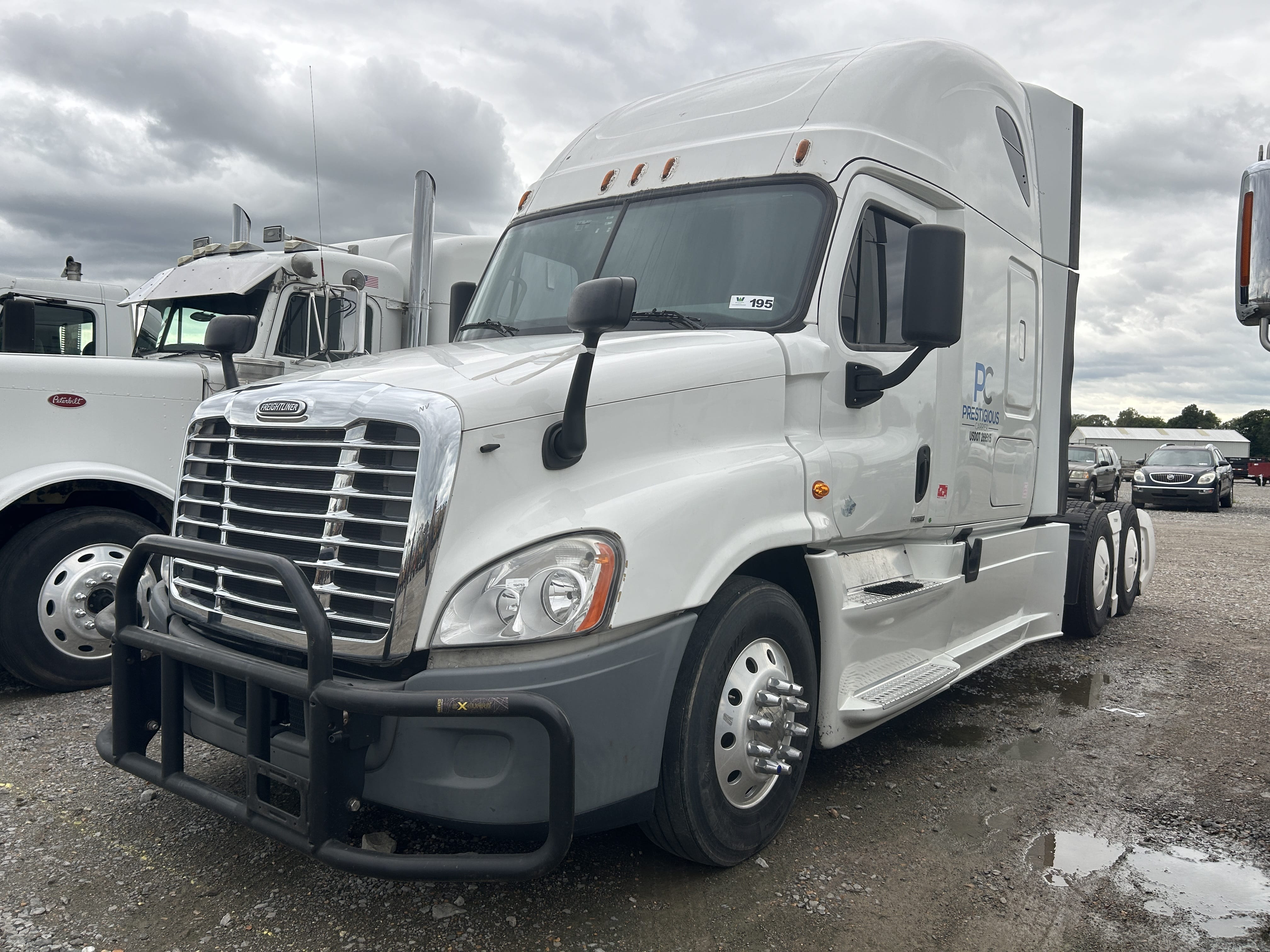 Main image Freightliner Cascadia