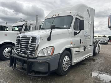 Main image Freightliner Cascadia