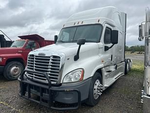 Main image Freightliner Cascadia