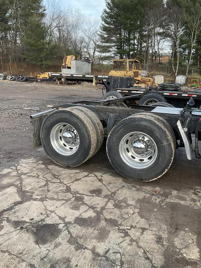 Image of Freightliner Coronado 122 equipment image 3