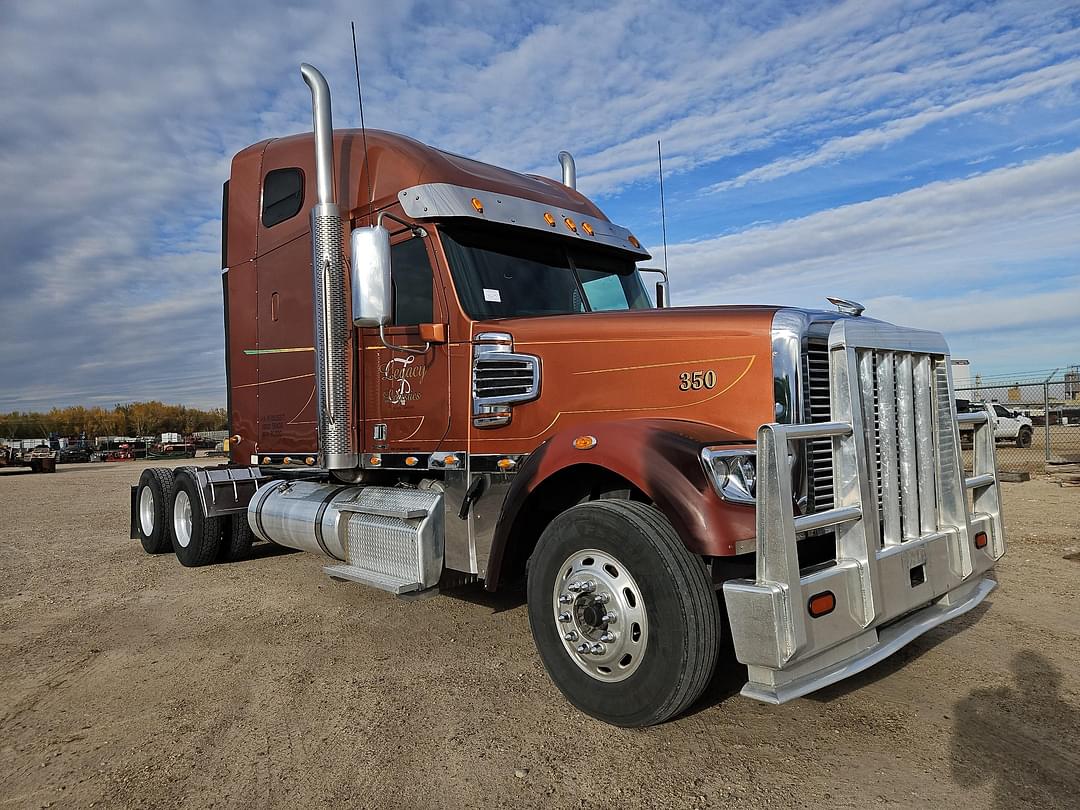 Image of Freightliner Coronado Primary image