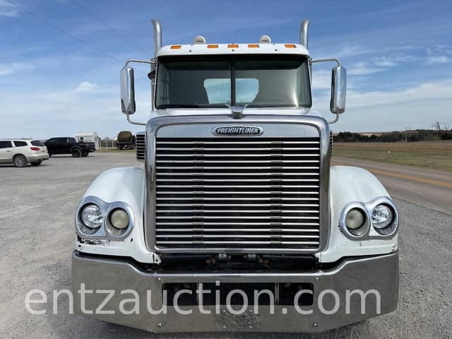 Image of Freightliner Coronado equipment image 1