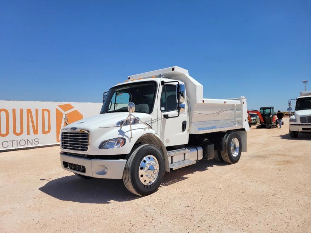 Image of Freightliner M2 106 Primary image