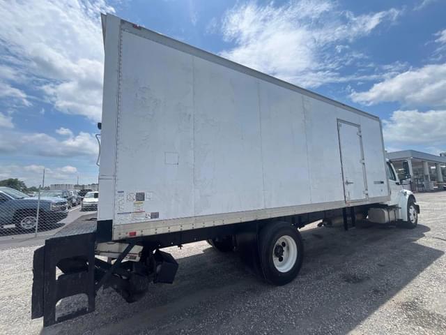Image of Freightliner M2 equipment image 2