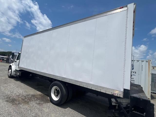 Image of Freightliner M2 equipment image 1