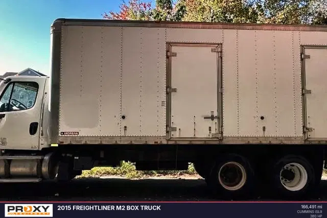 Image of Freightliner M2 equipment image 1