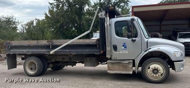 Image of Freightliner M2 equipment image 3