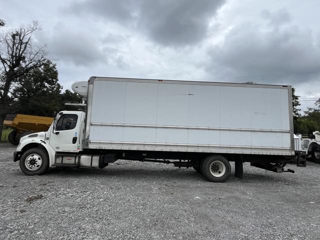 Image of Freightliner M2 equipment image 1